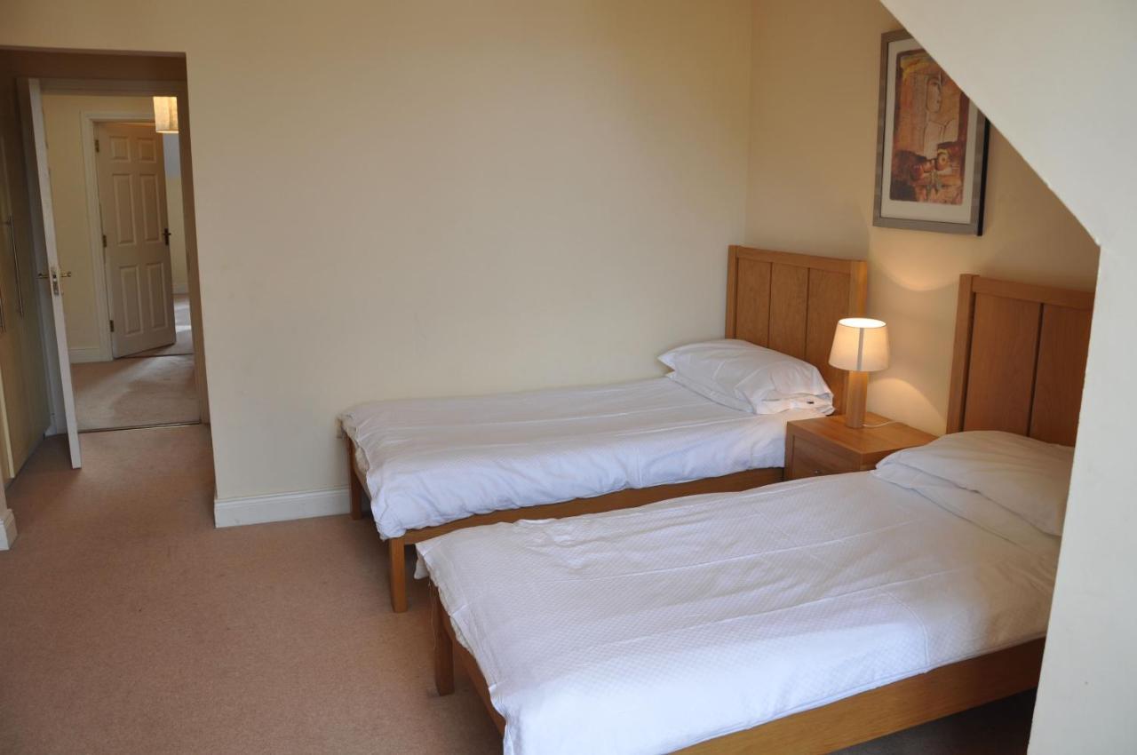 Heyward Mews Holiday Homes By Trident Holiday Homes Swords Exteriör bild